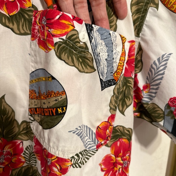 Jaspe XL ? Womens Short Sleeve Floral Button Up Floral, 1960’s Vintage - Picture 5 of 7